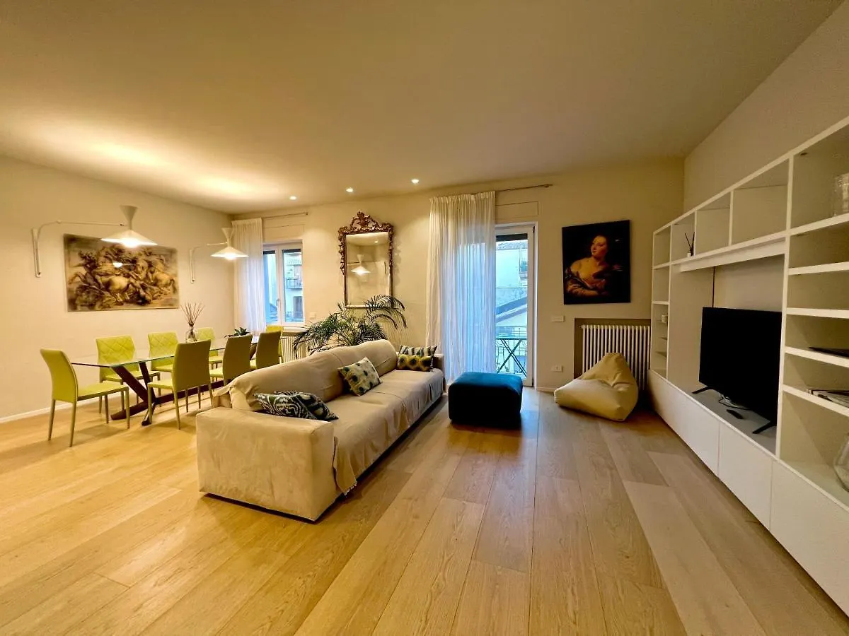 Parigino Apartment Verona